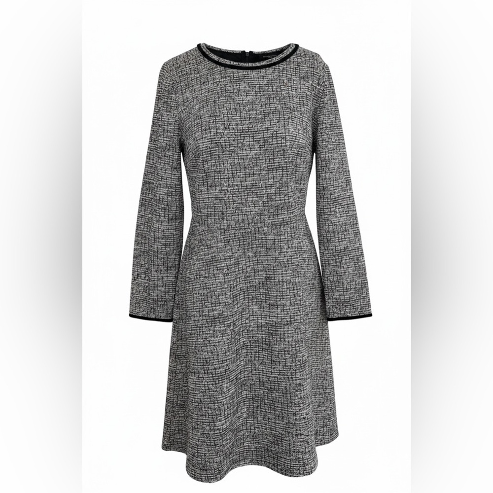 LOFT Monochrome Long Sleeve Dress